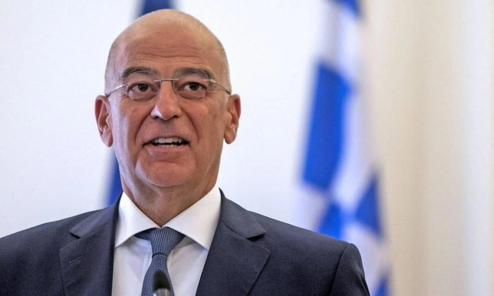 Άγιο Όρος: Περιπέτεια στον αέρα για τον Νίκο Δένδια